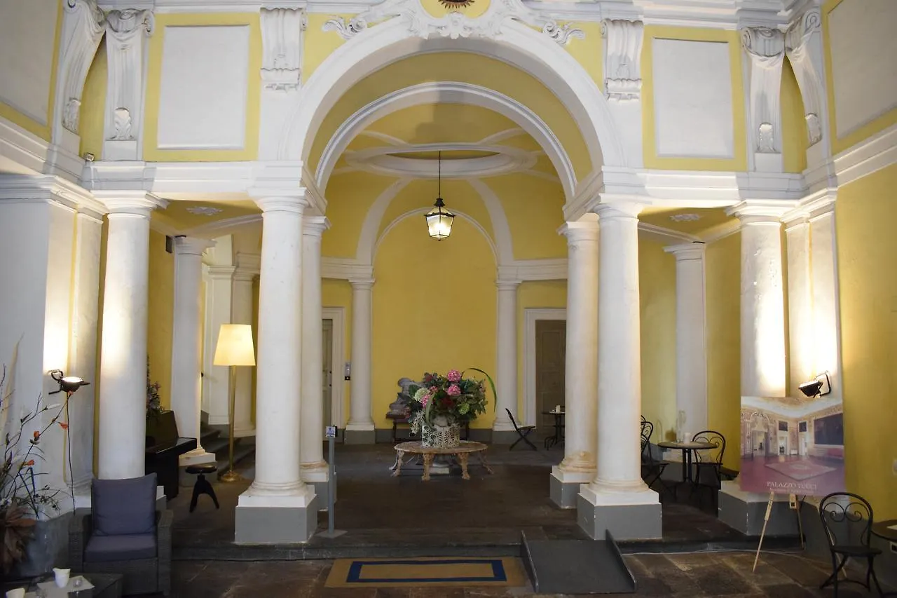 Palazzo Tucci Apartments Lucca 0*,